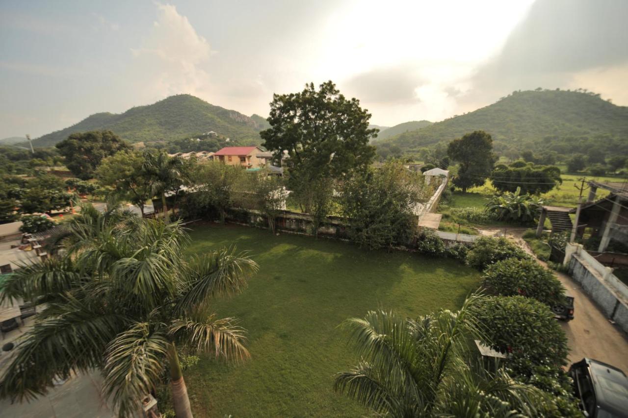 Vaché Farm Stay Udaipur Exterior foto